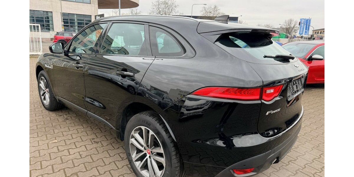 Jaguar F-Pace 2.0 R-Sport AWD 177KW 142.010 km 18.999 &euro; Frankfurt 60386
