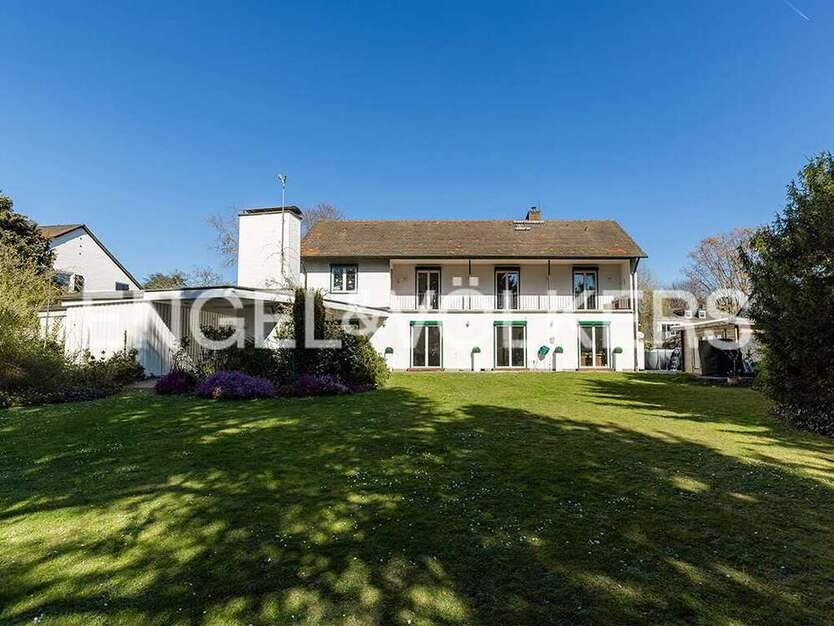 Haus zum Kaufen in Frankfurt am Main 3.099.000 € 423 m²