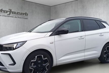 Opel Grandland (X) 46.149 km 27.950 &euro; Rüsselsheim 65428