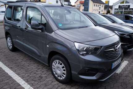 Opel Combo 36.000 km 24.300 &euro; Rüsselsheim-Königstädten 65428
