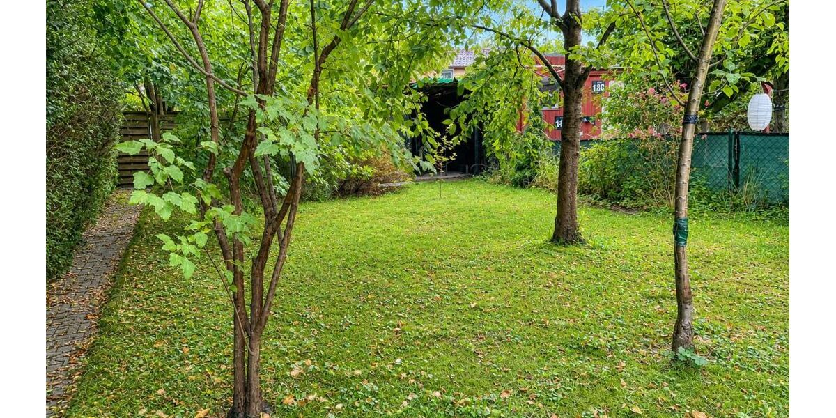 Gepflegtes Reihenmittelhaus mit eingewachsenem Garten am Frankfurter Berg - Erbbaurecht - Reihenhaus Frankfurt am Main Eschersheim | Angebot:27330210