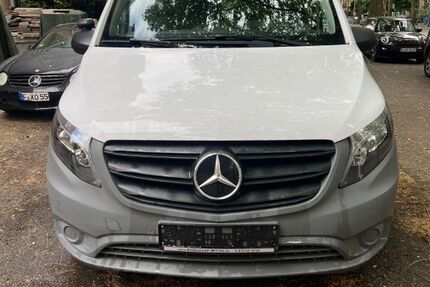 Mercedes-Benz Vito 65.500 km 13.800 € Frankfurt 60326