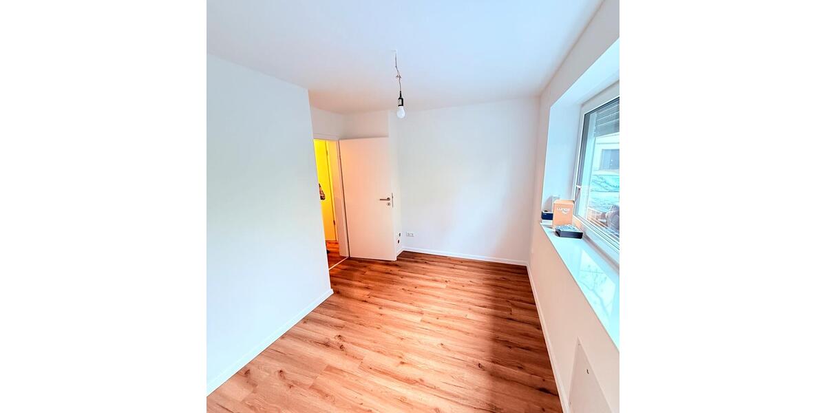 3 Z. Wohnung im Rodgau, 2 Terrassen, Garten, EBK, Erstbezug 3 zimmer