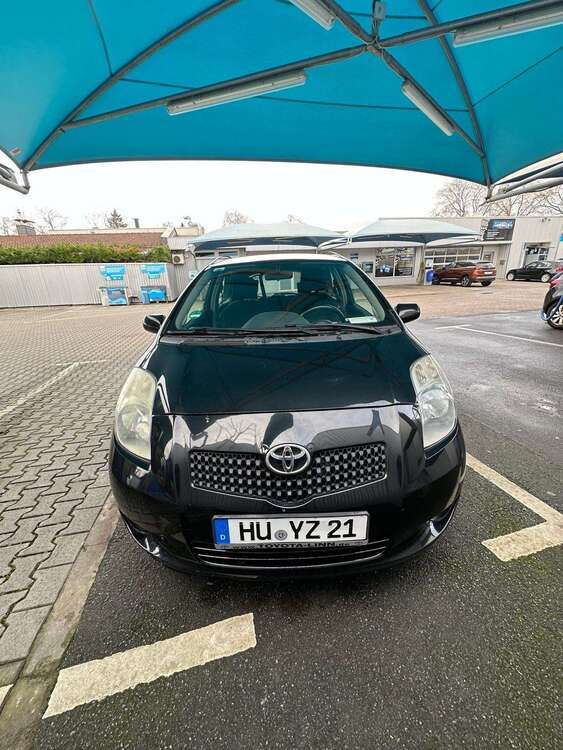 Yaris
