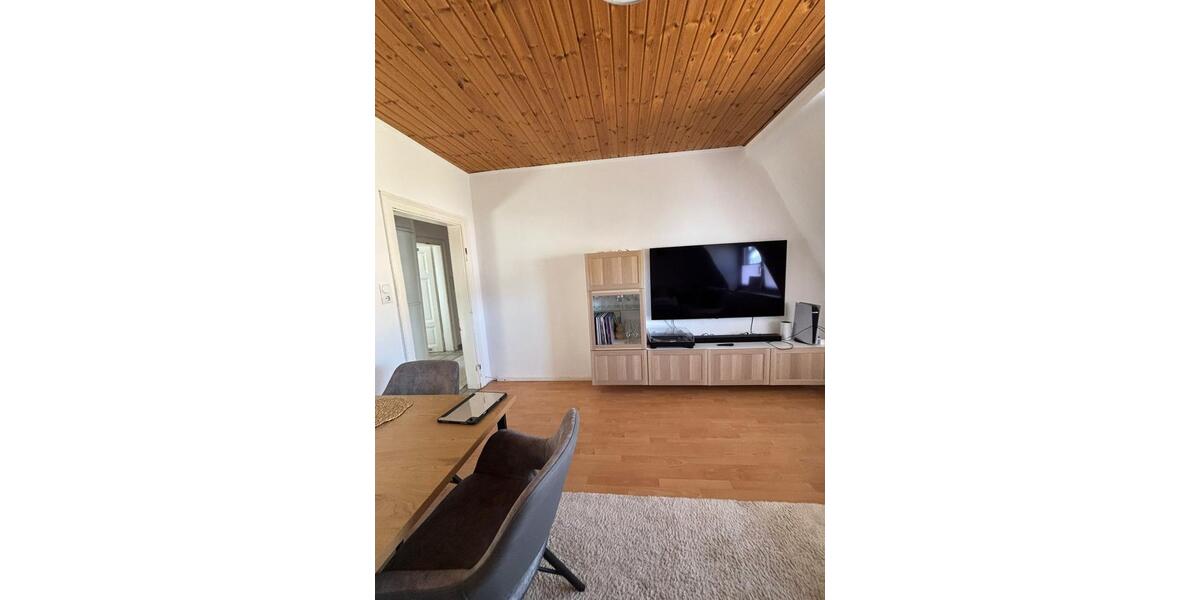 Etagenwohnung Offenbach am Main Bürgel - 4 Zimmer, 95 m&sup2;, 900&euro; | Angebot:26246958