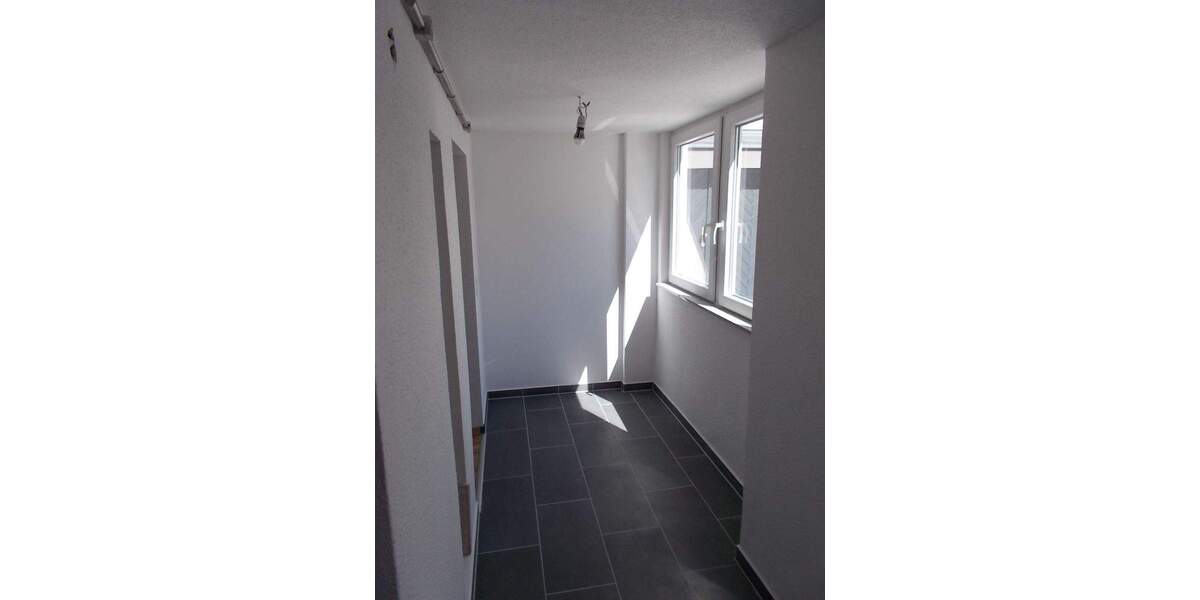 Komplett renovierte 1 Zi.Whg. in Weiterstadt-Schneppenhausen mit PantryKüche und modernem Duschbad! 1 zimmer