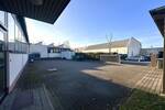 Gewerbehalle mit Büroflächen und Stellplätzen in zentraler Lage - OF!