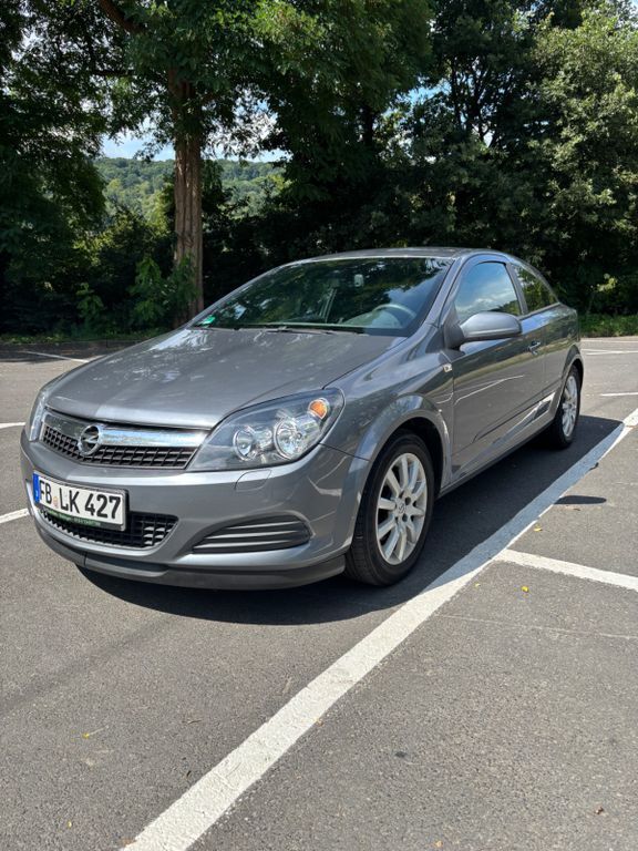 Opel Astra 320.000 km 1.500 € Büdingen 63654