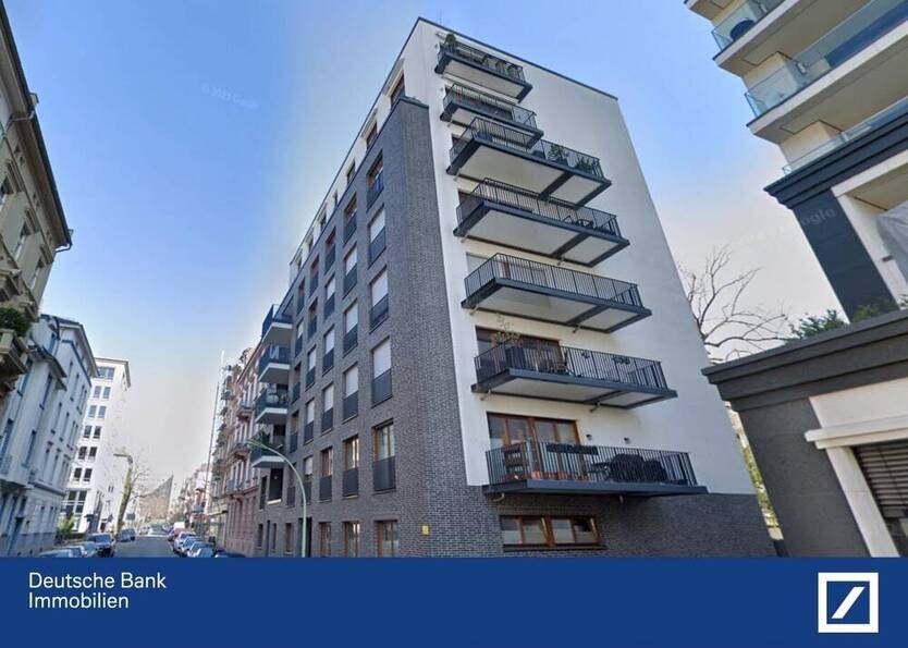 Zentrale LuxusWohnung mit Aufzug, Küche und 2 Balkone ready-to-move-in