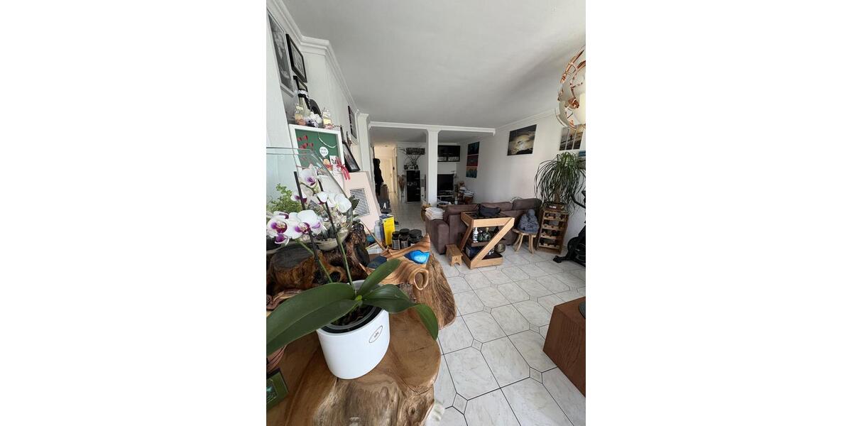 Etagenwohnung Frankfurt am Main Bergen-Enkheim - 4 Zimmer, 119 m&sup2;, 1.590&euro; | Angebot:26462633