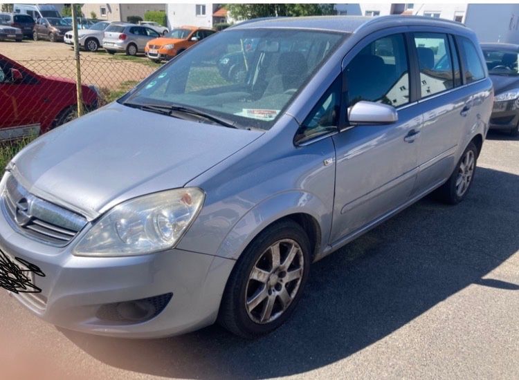 Opel Zafira 240.000 km 600 &euro; Messel 64409