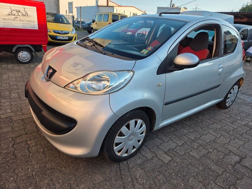 Peugeot 107 195.000 km 1.399 € Stockstadt am Main 63811