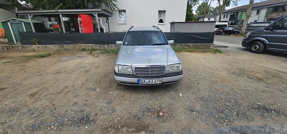 Mercedes-Benz C 180 243.415 km 1.400 &euro; Darmstadt 64283