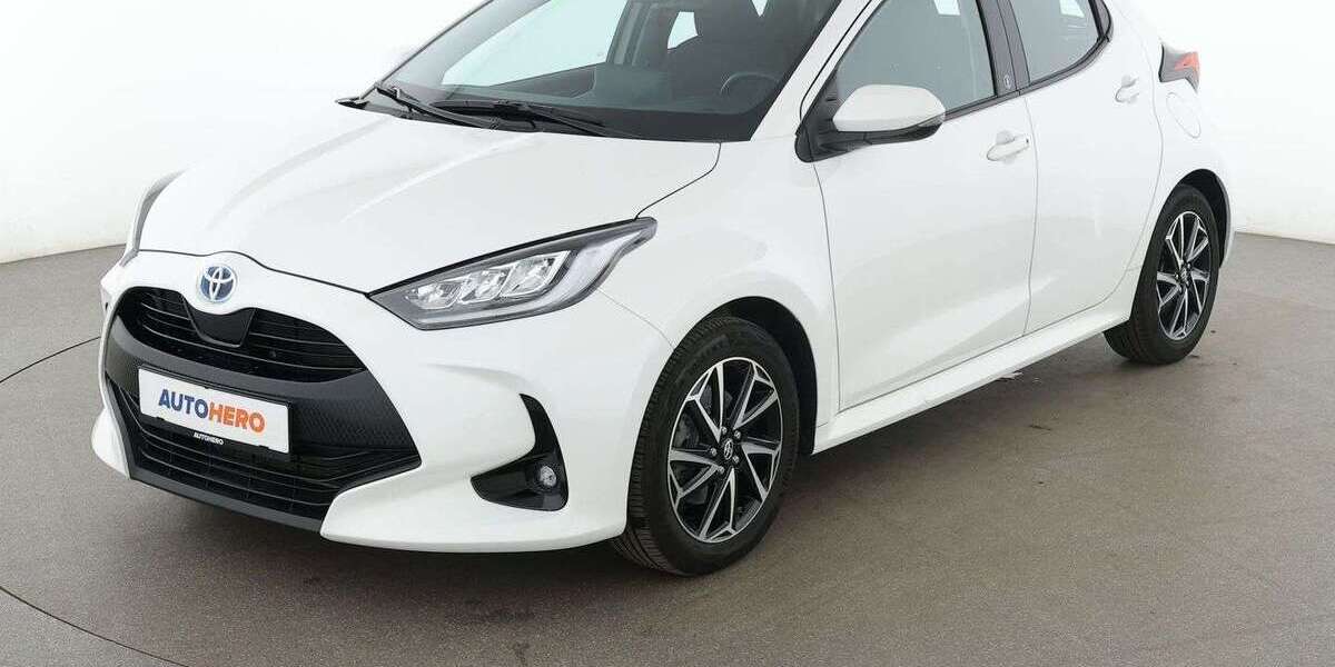 Toyota Yaris 16.181 km 18.740 &euro; Frankfurt am Main 65936