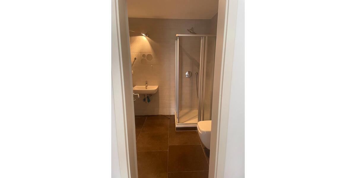 Dachgeschoßwohnung Frankfurt am Main Bockenheim - 1 Zimmer, 25 m&sup2;, 690&euro; | Angebot:26680420