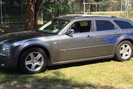 Chrysler 300C 332.465 km 3.900 &euro; Frankfurt am Main, Stadt 60487