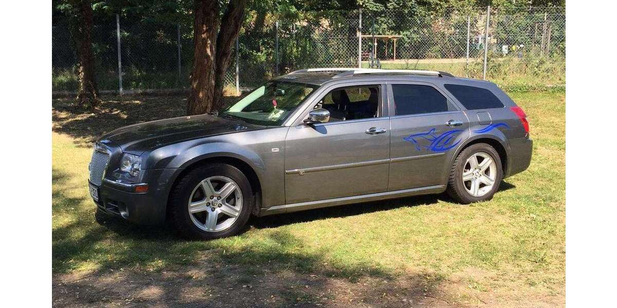 Chrysler 300C 332.465 km 3.900 &euro; Frankfurt am Main, Stadt 60487