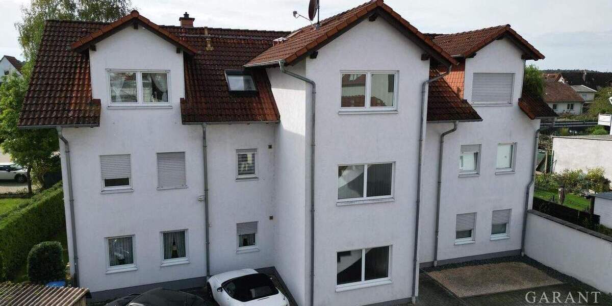 Gemütliche Eigentumswohnung im 1. OG 3 zimmer