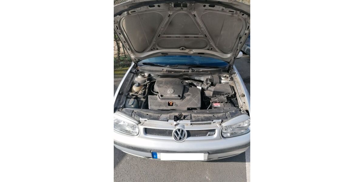 VW Golf 209.000 km 1.350 &euro; Frankfurt am Main 60489