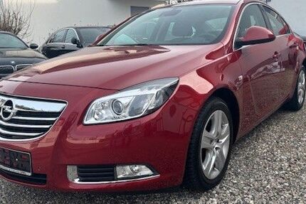 Opel Insignia 92.000 km 8.490 &euro; Dreieich 63303