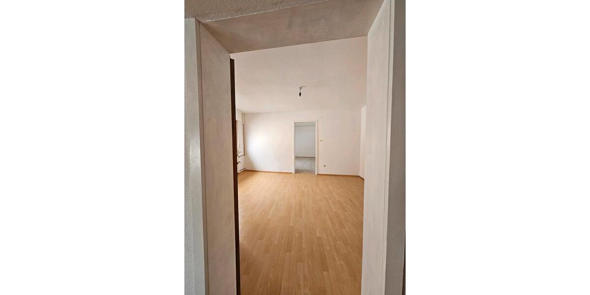 Einfamilienhaus Schöneck - 8 Zimmer, 140 m&sup2;, 1.500&euro; | Angebot:26253883