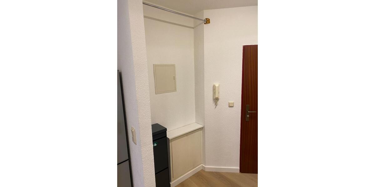 Exklusives Appartement mit Balkon und Einbauküche in der Mainaue 1 zimmer