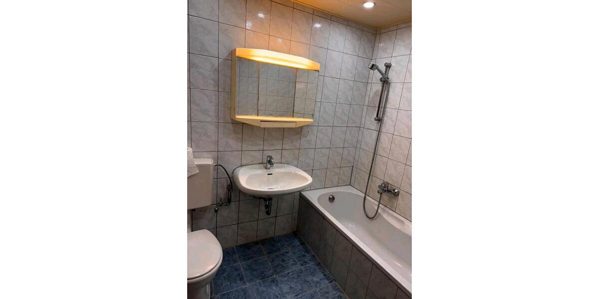 Etagenwohnung Mainaschaff - 5 Zimmer, 120 m&sup2;, 1.200&euro; | Angebot:26403675