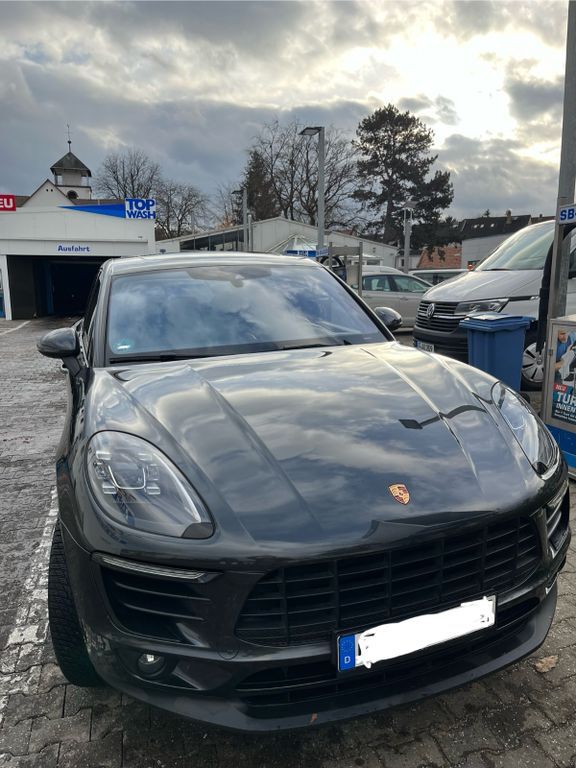 Porsche Macan 190.000 km 29.600 € Frankfurt am Main 60327