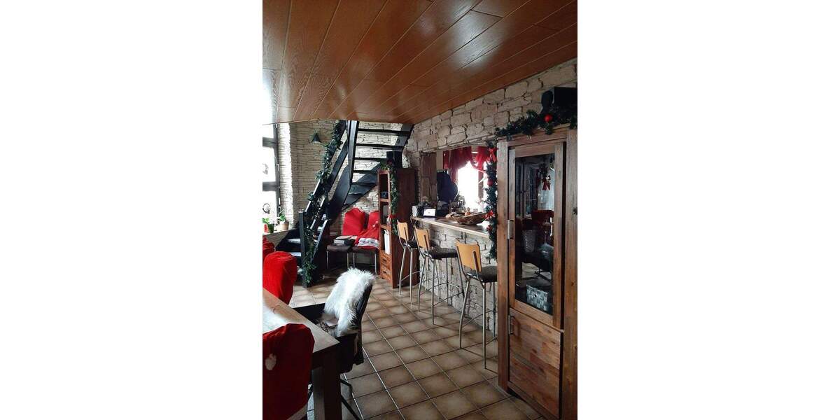 Einfamilienhaus Raunheim - 8 Zimmer, 270 m&sup2;, 650.000&euro; | Angebot:25751160