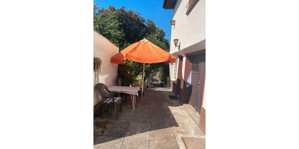 Doppelhaushälfte Frankfurt am Main Bonames - 8 Zimmer, 170 m&sup2;, 610.000&euro; | Angebot:26050197