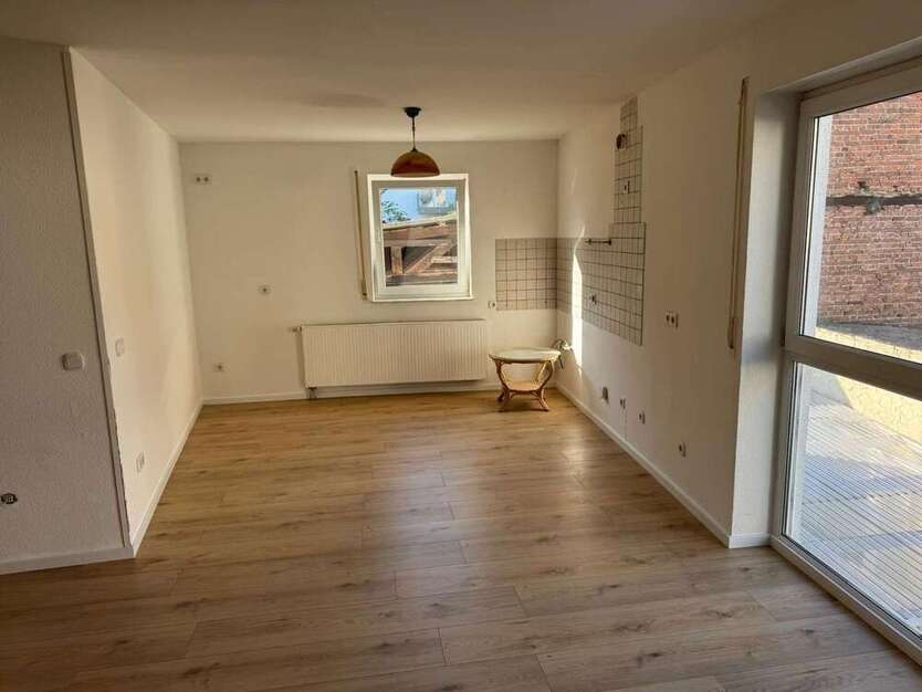 Wohnung zum Kaufen in Frankfurt 380.000 € 101.71 m²