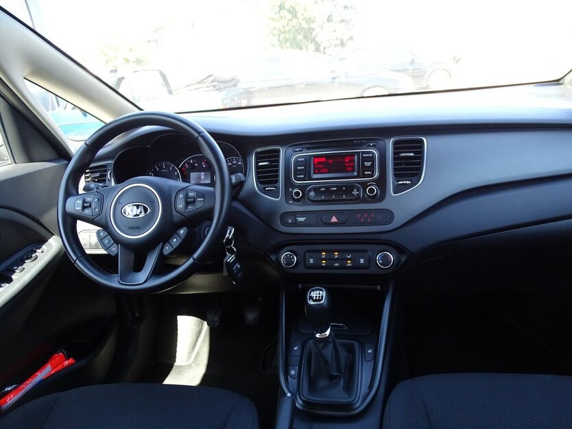 Kia Carens 1,6l Edition 7, Klima, 7-Sitzer, Sitzheizun 46.244 km 14.490 € Rodgau 63110