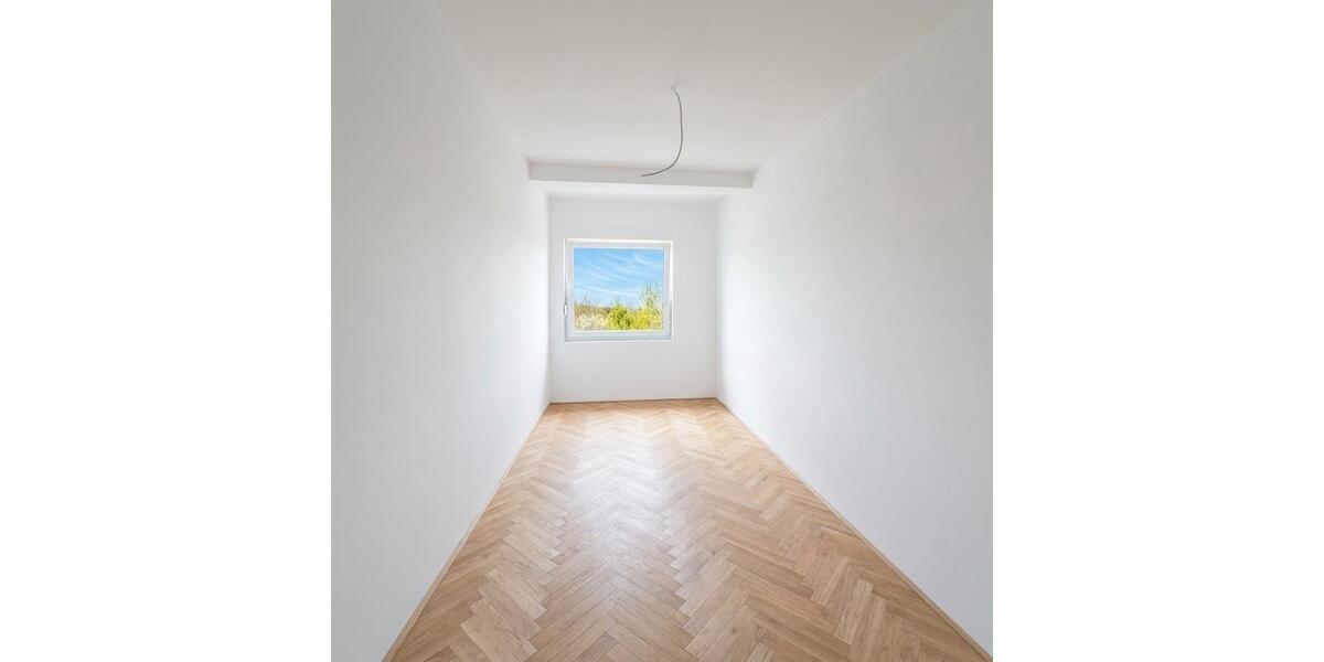 Erdgeschoßwohnung Frankfurt am Main Ostend - 5 Zimmer, 95 m&sup2;, 560&euro; | Angebot:26196711