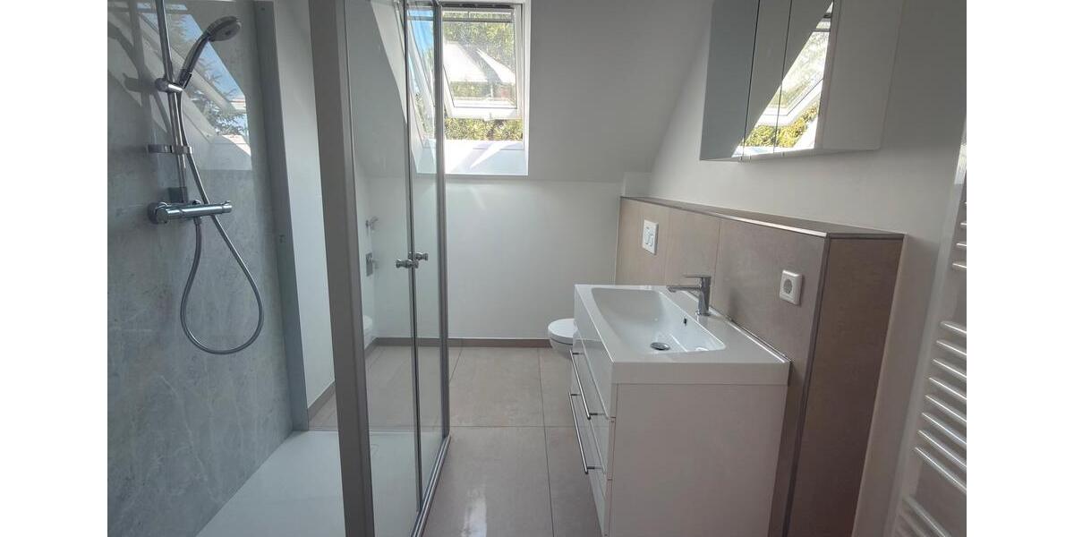 Dachgeschoßwohnung Frankfurt am Main Bonames - 3 Zimmer, 101 m&sup2;, 1.780&euro; | Angebot:26210878