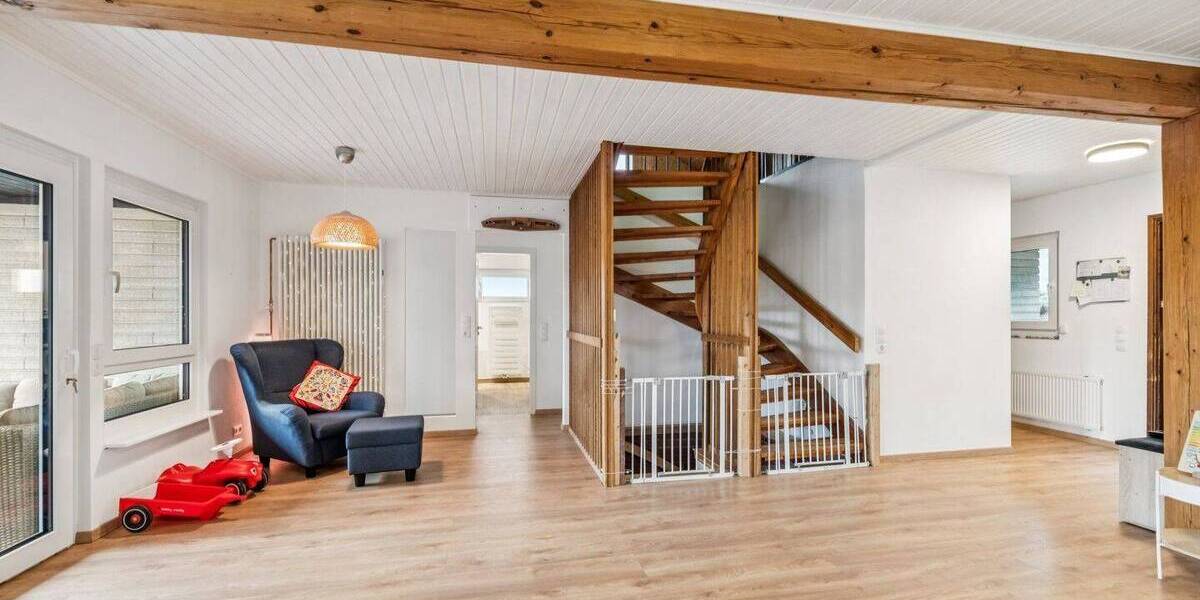 Einfamilienhaus Eppstein Vockenhausen - 8 Zimmer, 250 m&sup2;, 749.000&euro; | Angebot:26094118