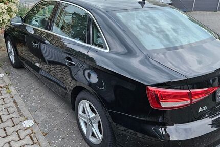 Audi A3 155.300 km 11.200 &euro; Rüsselsheim 65428