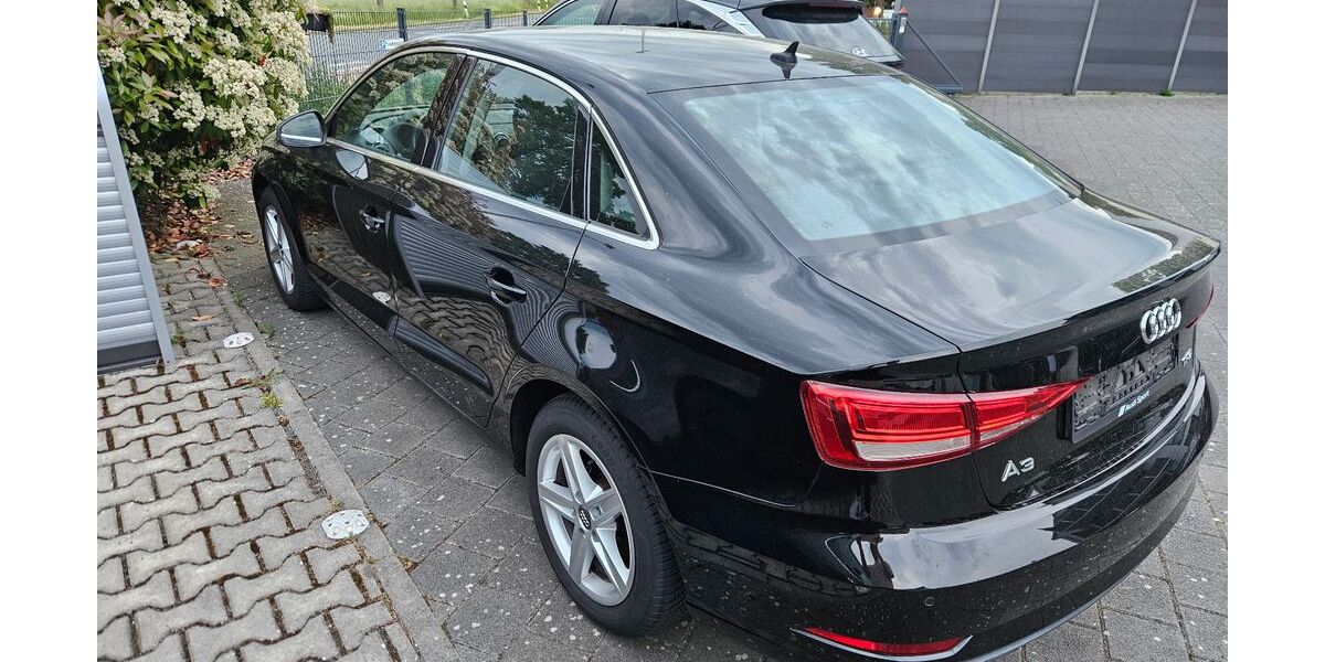 Audi A3 155.300 km 11.200 &euro; Rüsselsheim 65428