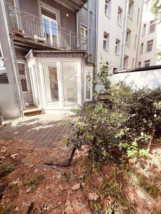 Wohnung zum Kaufen in Frankfurt am Main 640.000 € 93 m²