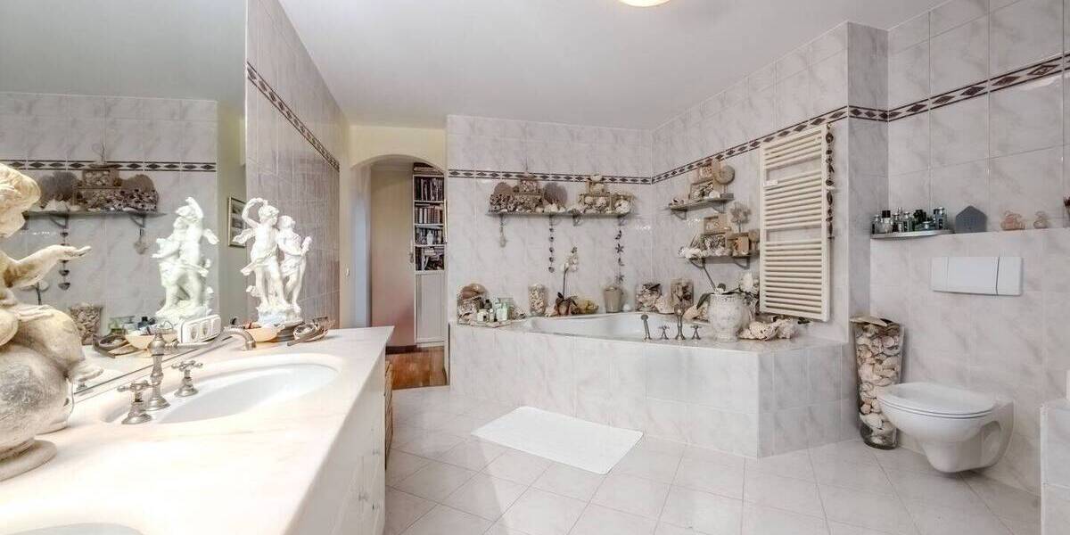 Langfristige Investitionschance in Sachsenhausen! Wohn- und Geschäftshaus in zentraler Lage 2 zimmer