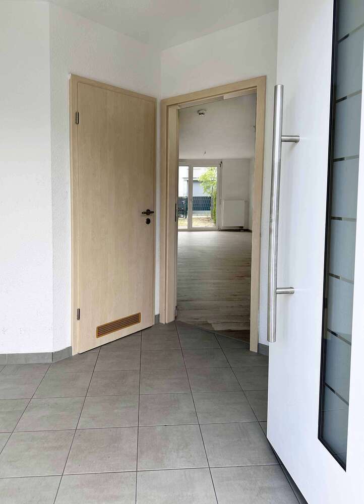 Haus zum Mieten in Frankfurt 2.300 € 145 m²