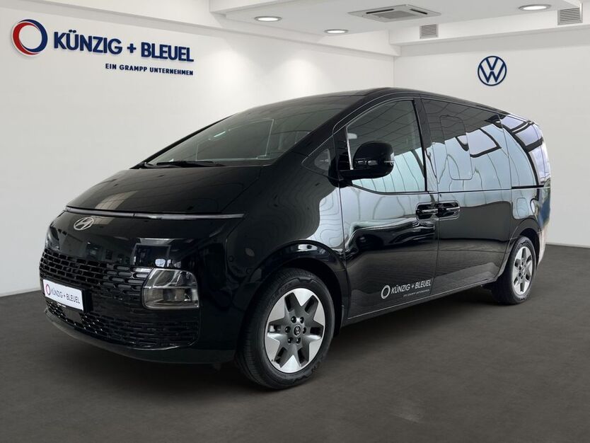 Hyundai STARIA 2.590 km 49.480 € Aschaffenburg 63741