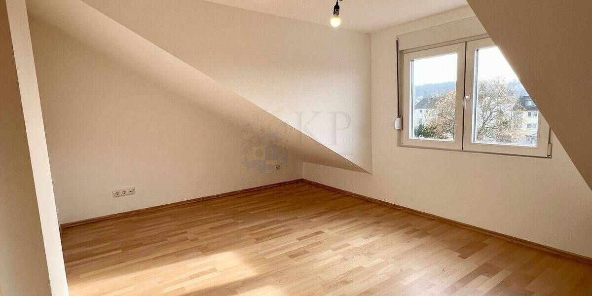 Reihenmittelhaus Hofheim Langenhain - 4 Zimmer, 109 m&sup2;, 589.000&euro; | Angebot:26053309