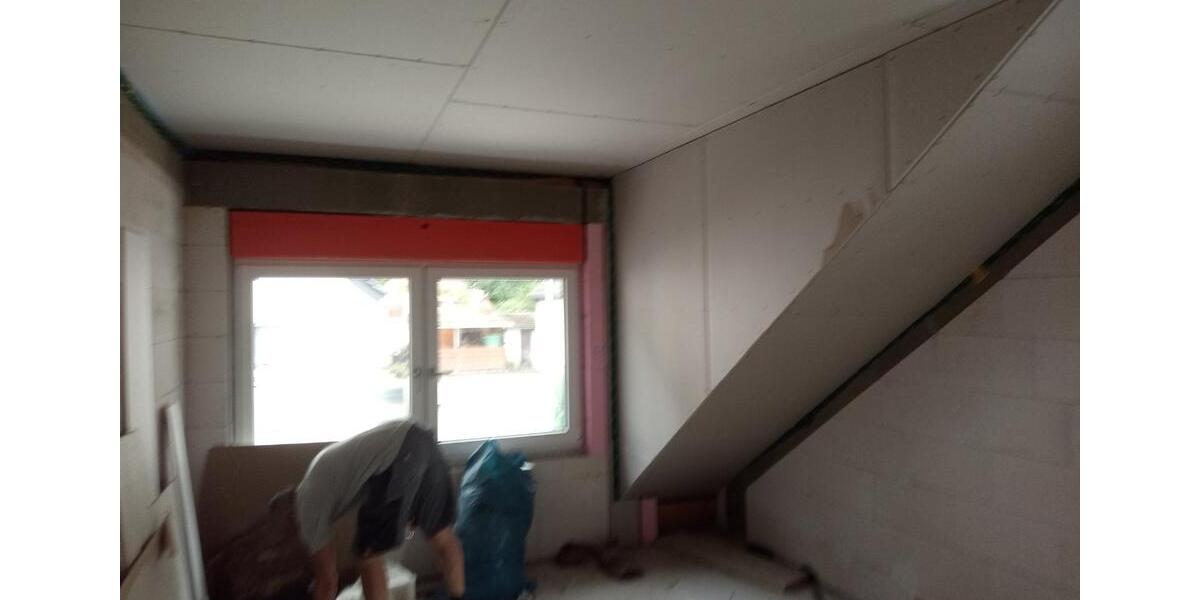 Doppelhaushälfte Aschaffenburg Damm - 5 Zimmer, 170 m&sup2;, 1.950&euro; | Angebot:24835502