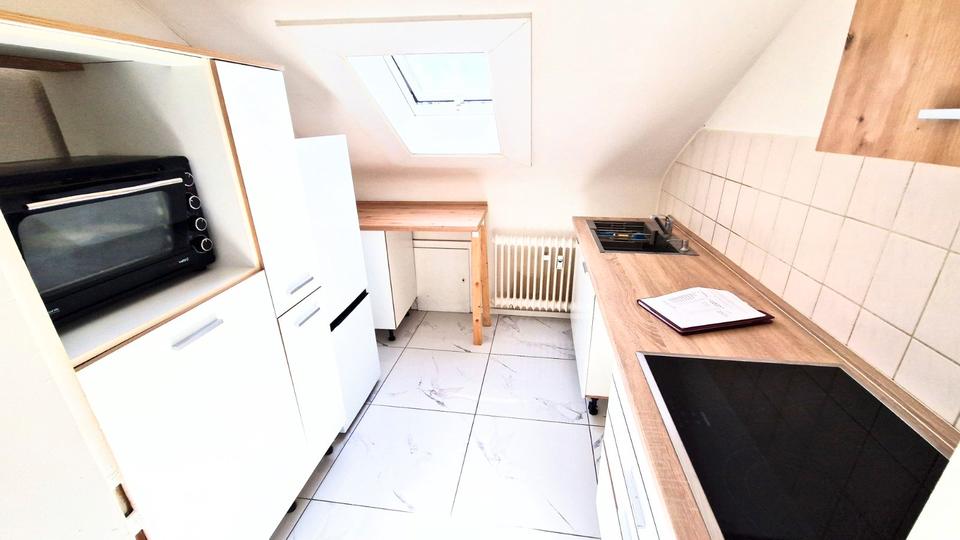 Dachgeschoßwohnung Münster (Hessen) - 2 Zimmer, 50 m&sup2;, 750&euro; | Angebot:26461175