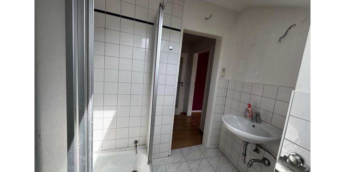 Dachgeschoßwohnung Darmstadt Bessungen - 2 Zimmer, 49 m&sup2;, 600&euro; | Angebot:26222876