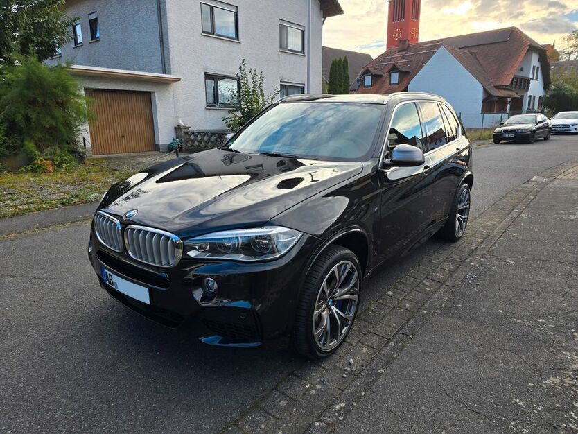 BMW X5 M50 206.000 km 22.900 € Großostheim 63762