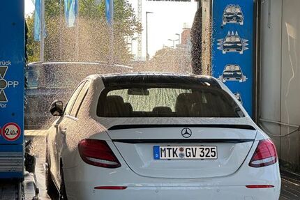 Mercedes-Benz 220 305.000 km 16.250 &euro; Sulzbach 65843