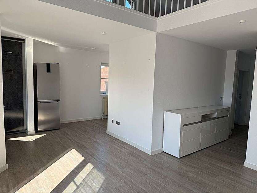 Wohnung zum Mieten in Bruchköbel 990 € 93 m²