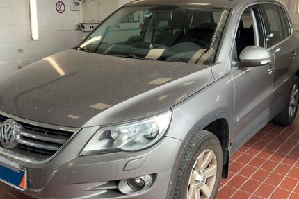 VW Tiguan 151.500 km 6.490 € Frankfurt am Main 65933