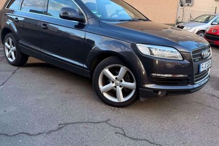 Audi Q7 278.000 km 7.800 &euro; FRANKFURT 65933